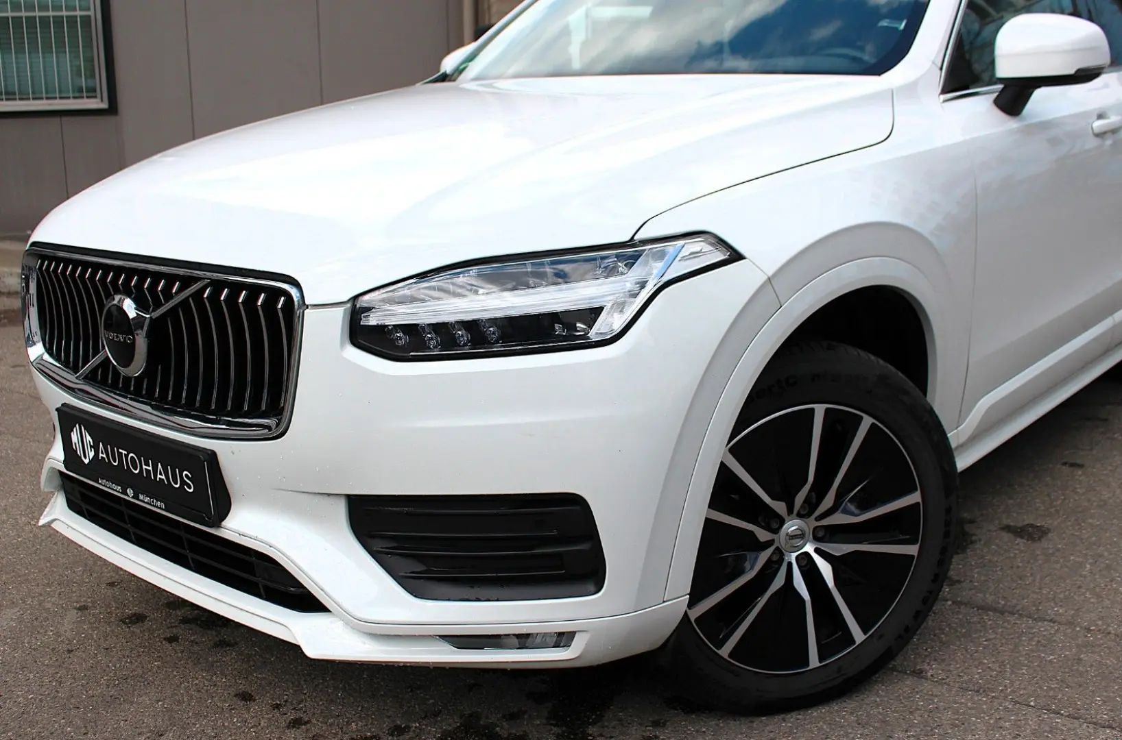 XC 90 Pro AWD LEDER* NAVI* LED*PANORAMA* KAMERA