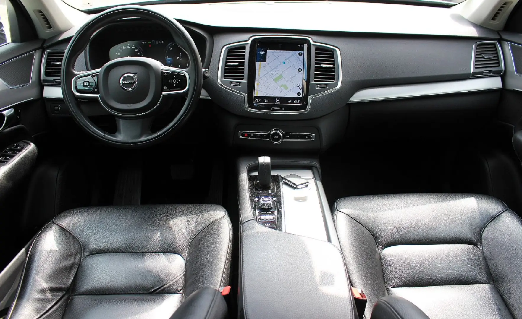 XC 90 Pro AWD LEDER* NAVI* LED*PANORAMA* KAMERA