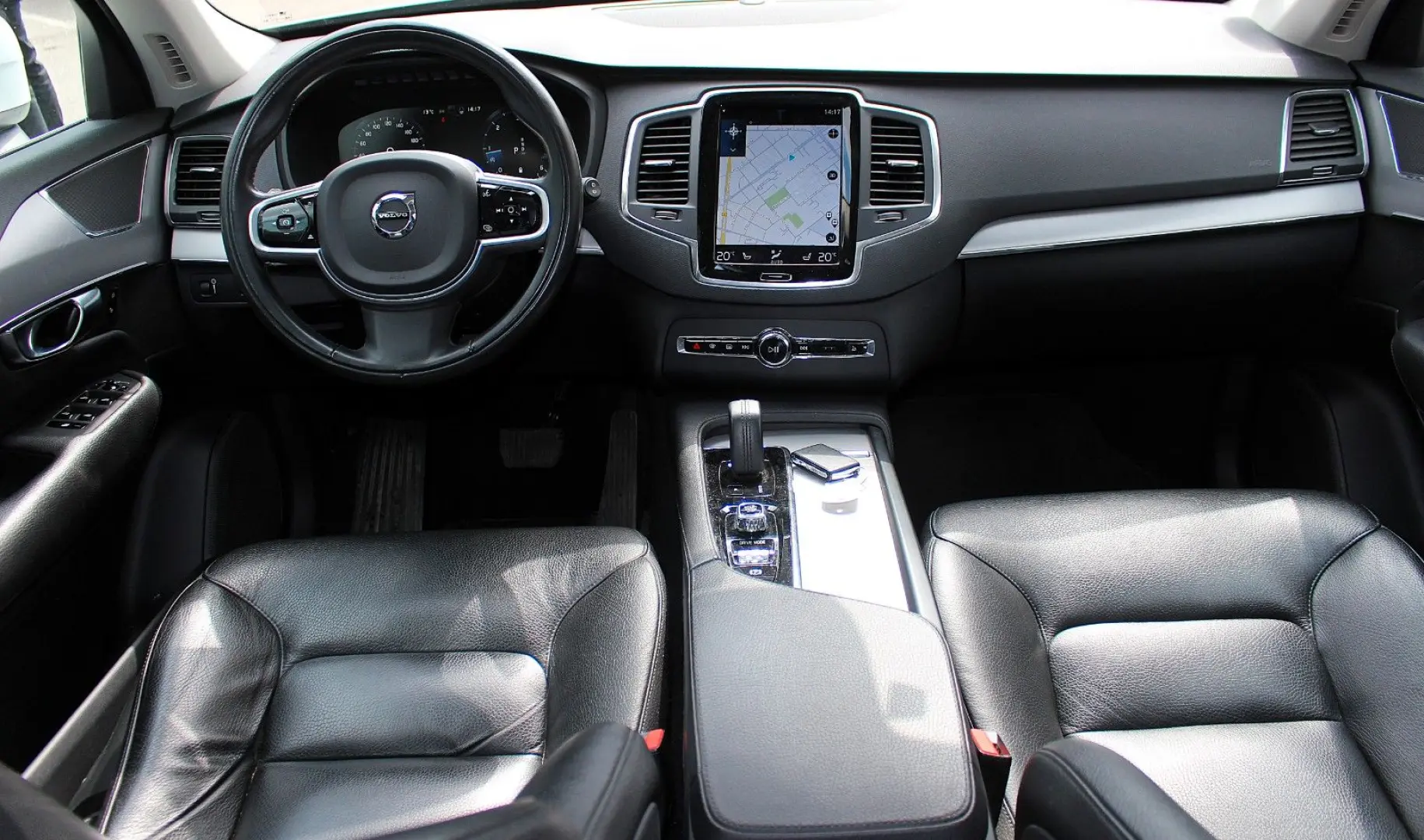 XC 90 Pro AWD LEDER* NAVI* LED*PANORAMA* KAMERA