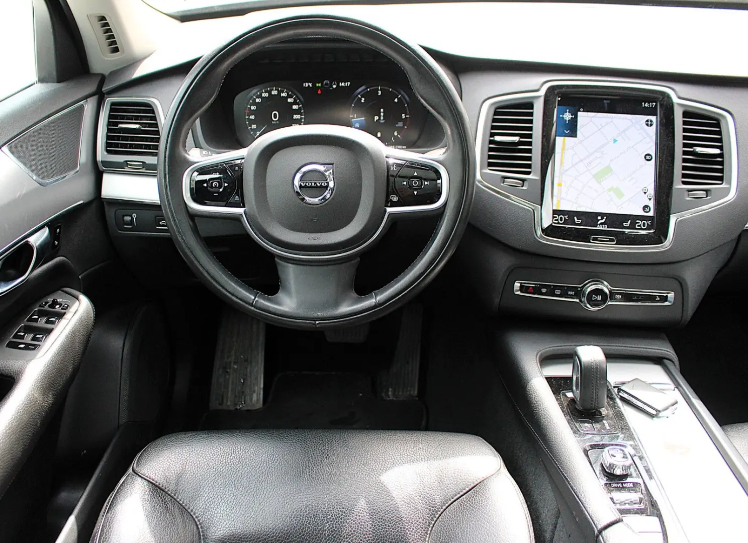 XC 90 Pro AWD LEDER* NAVI* LED*PANORAMA* KAMERA