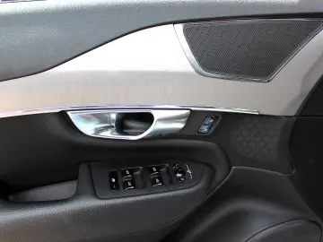 XC 90 Pro AWD LEDER* NAVI* LED*PANORAMA* KAMERA