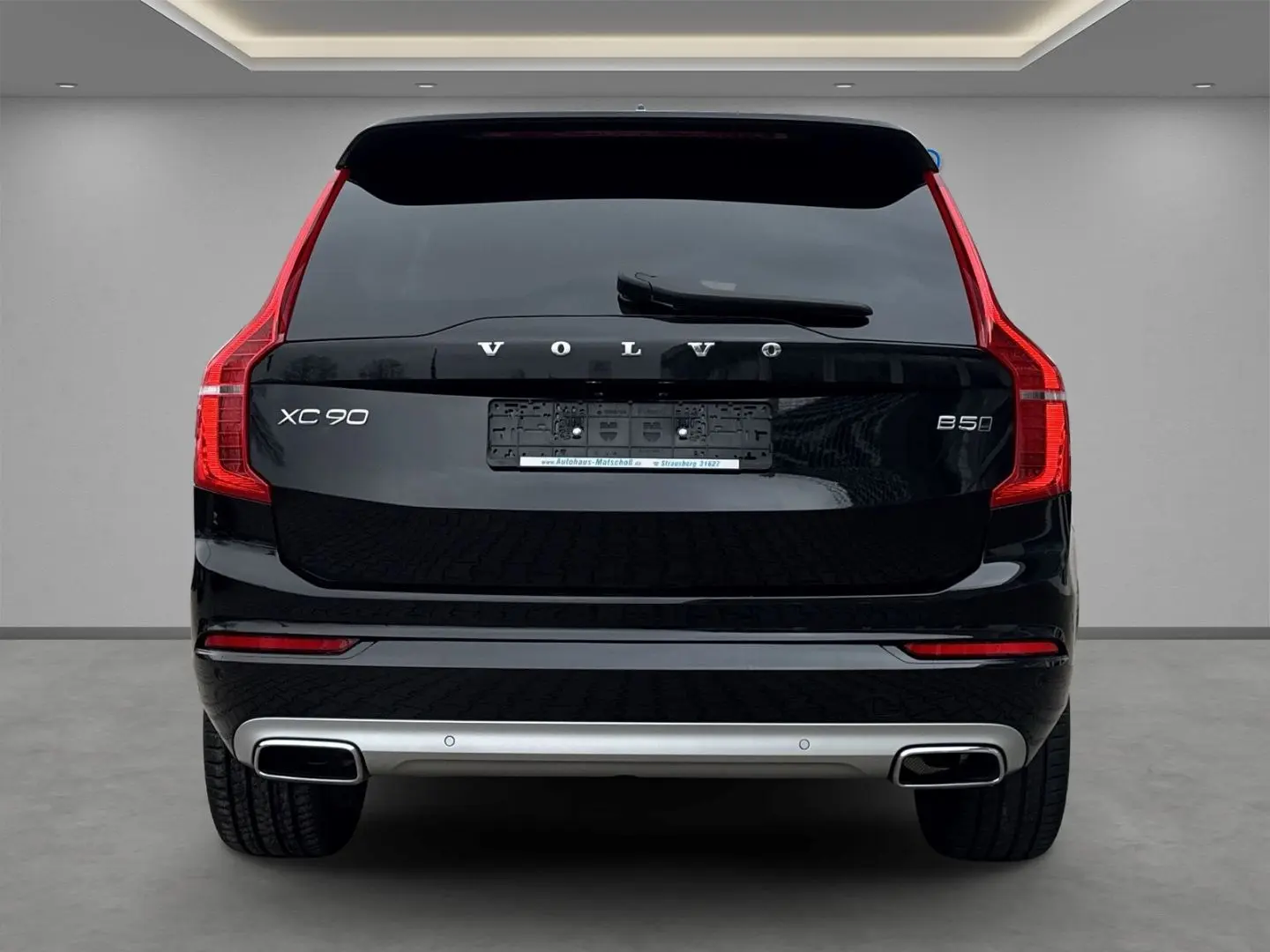 XC90 Momentum Pro B5D AWD StandHZG H&K Navi Lede