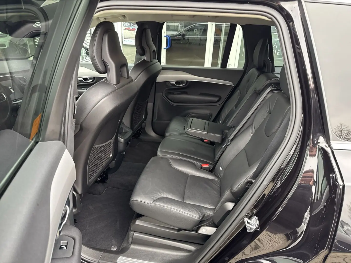 XC90 Momentum Pro B5D AWD StandHZG H&K Navi Lede