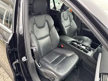 XC90 Momentum Pro B5D AWD StandHZG H&K Navi Lede