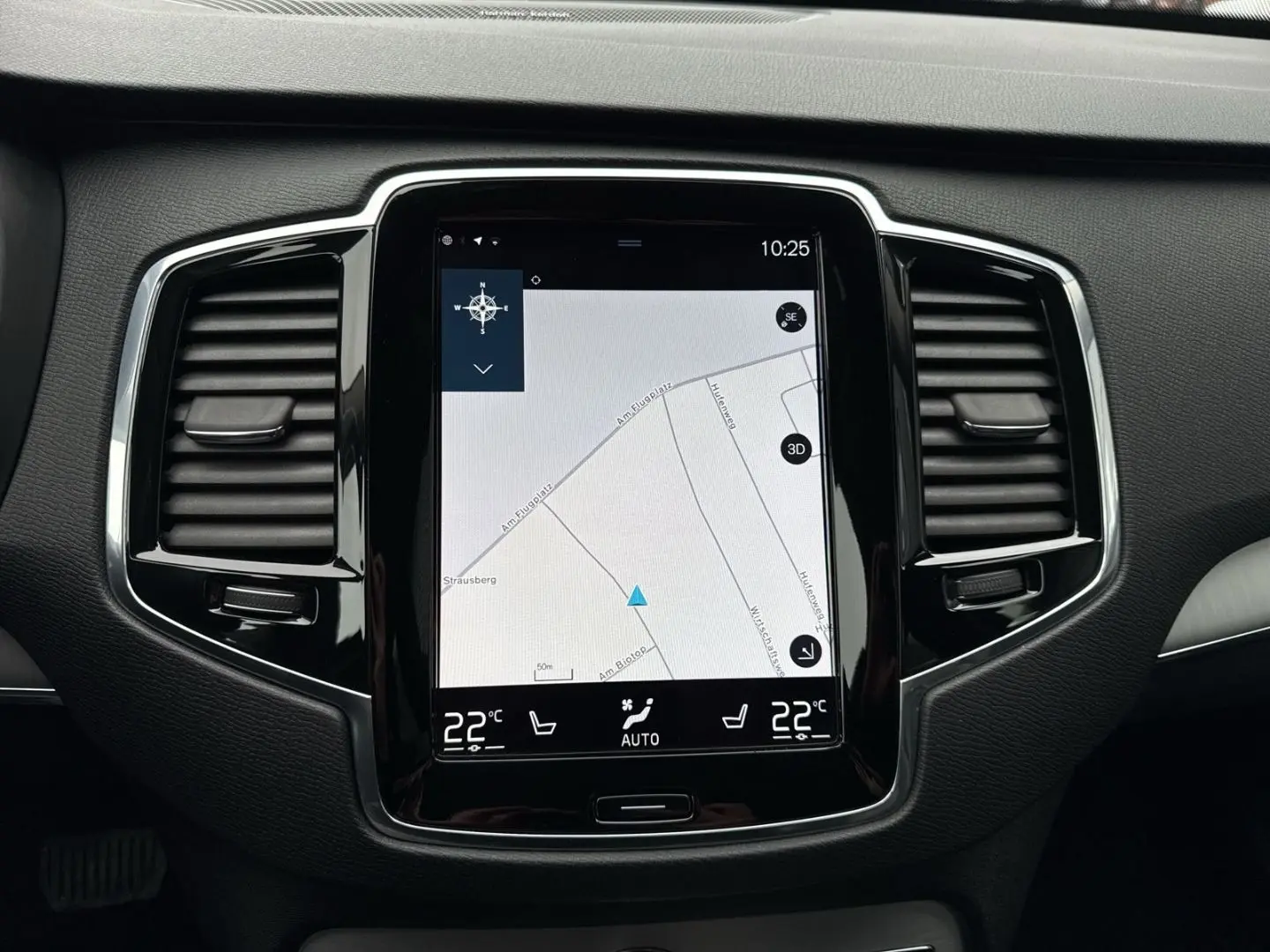 XC90 Momentum Pro B5D AWD StandHZG H&K Navi Lede