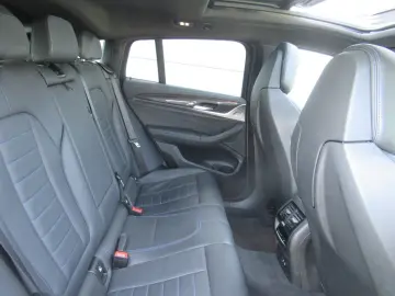 X4 2.0iA xDrive20 MHEV / M-SPORT seats / FULL / 