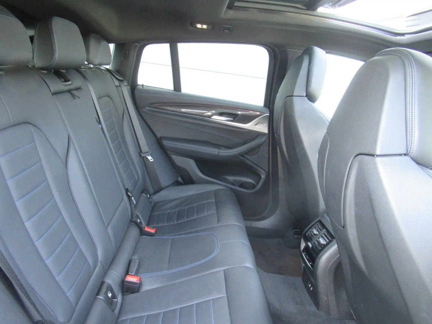 X4 2.0iA xDrive20 MHEV / M-SPORT seats / FULL / 