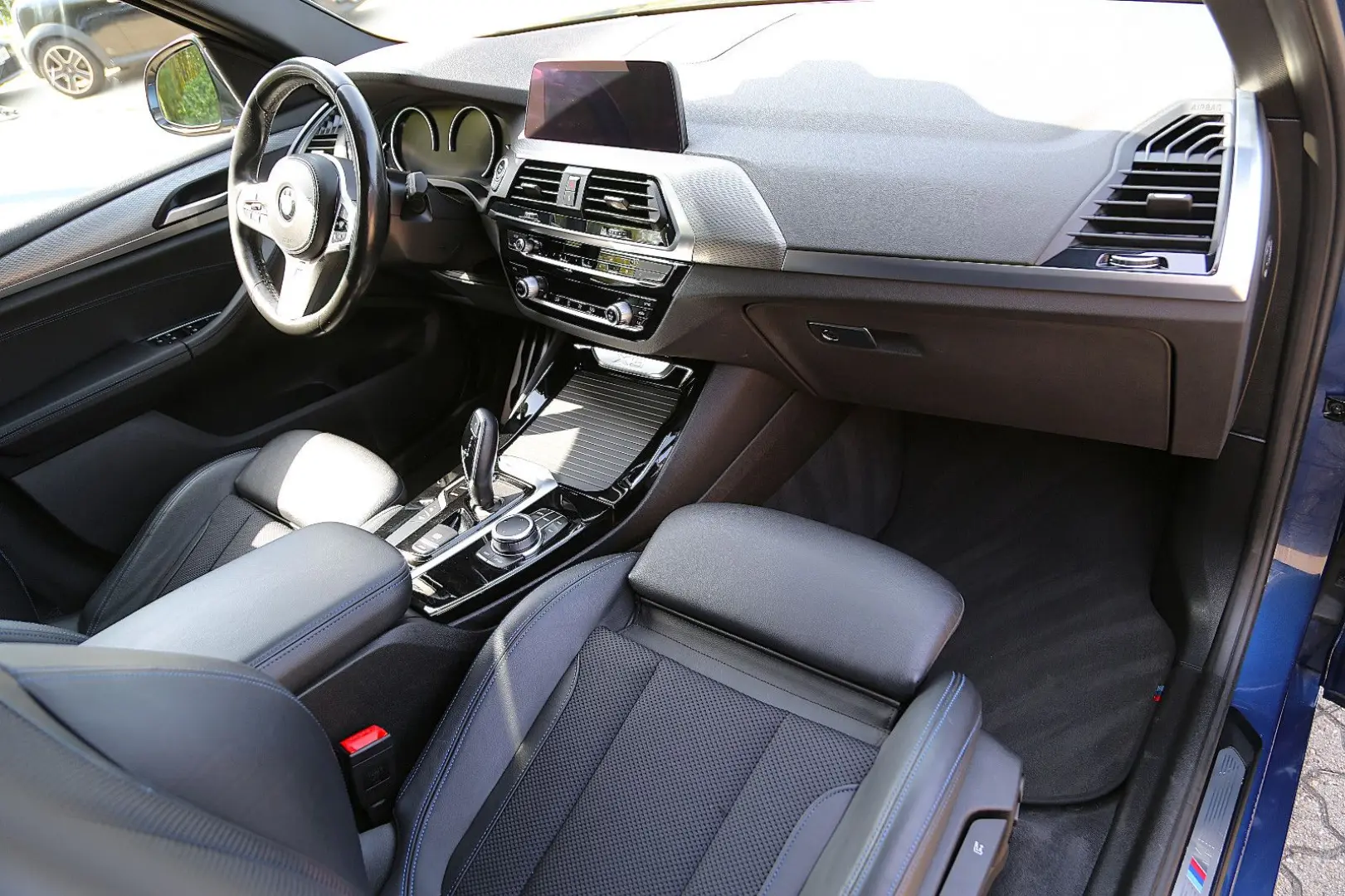X3 xDrive 20 i M Sport Navi LED AHK HiFi Kamera