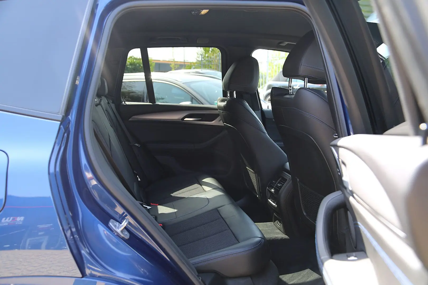 X3 xDrive 20 i M Sport Navi LED AHK HiFi Kamera