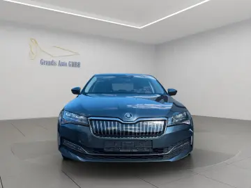 Superb Lim. Ambition iV NAVI SHZ KAMERA APPLECAR
