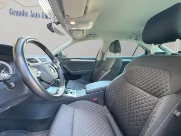 Superb Lim. Ambition iV NAVI SHZ KAMERA APPLECAR