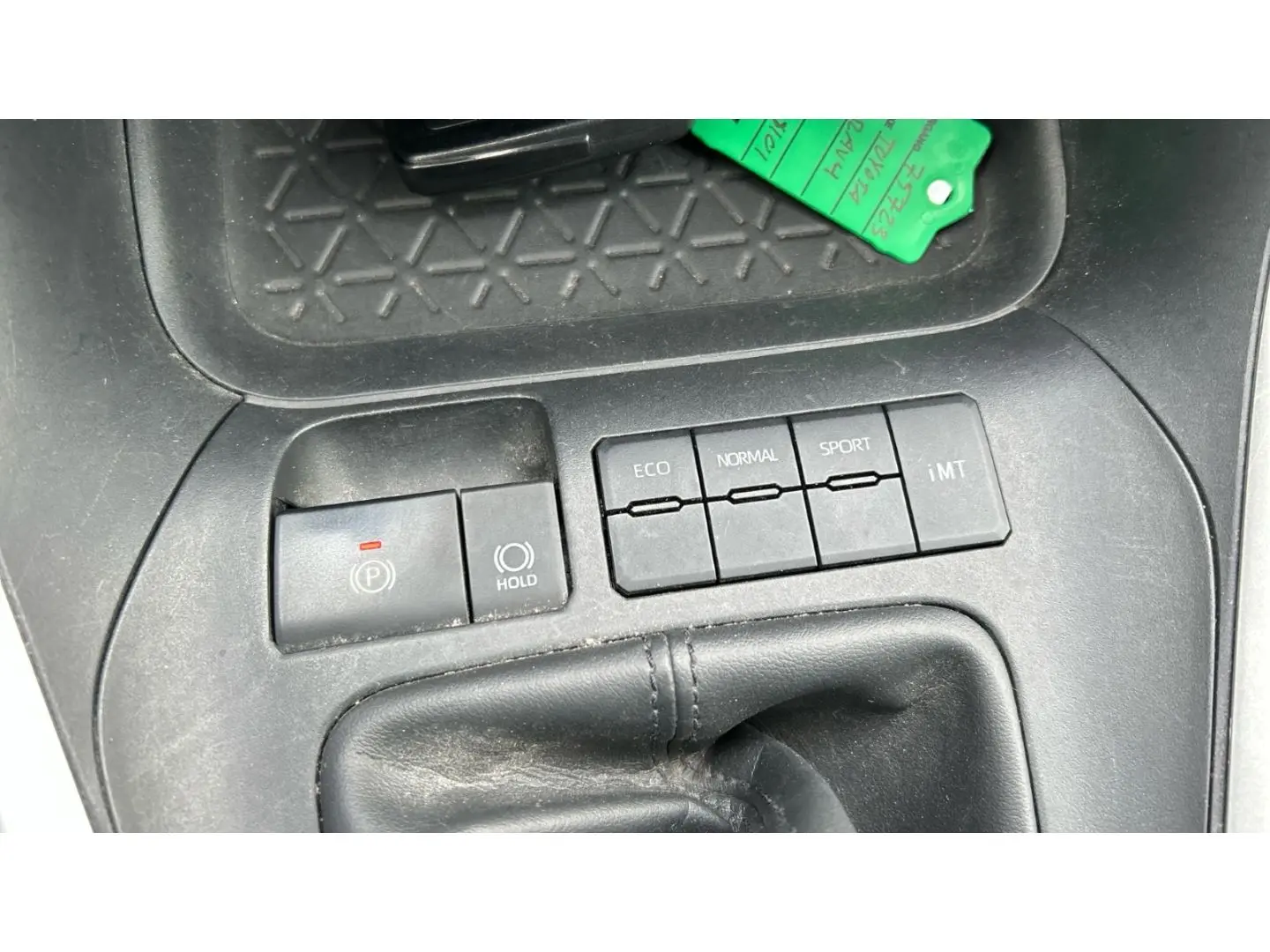 RAV 4 4x2 2.0 Valvematic AHK WR LED Kamera PDC