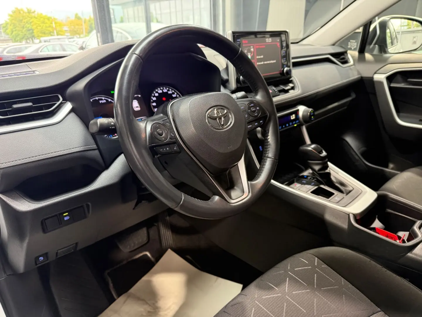 RAV4 Hybrid 4x2 1-Hand/R-Kamera/ACC/LED/MM-Touch