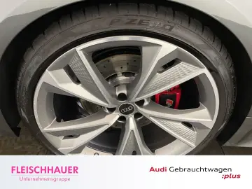 RS7 Sportback 4.0 TFSI quattro performance ACC B