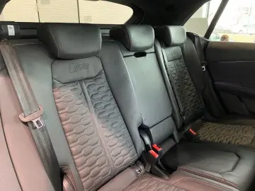 RSQ8 DynamikPlus Pano Sbel B&O HUD AHK RS-Abgas