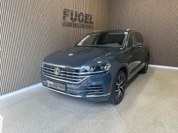 Touareg 3.0 V6 TDI 4Motion Leder|AHK|Pano|Luftfe