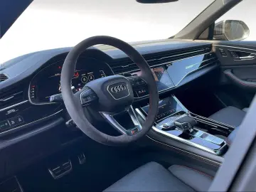 RS Q8 TFSI quattro LED Sport HuD Matrix-LED