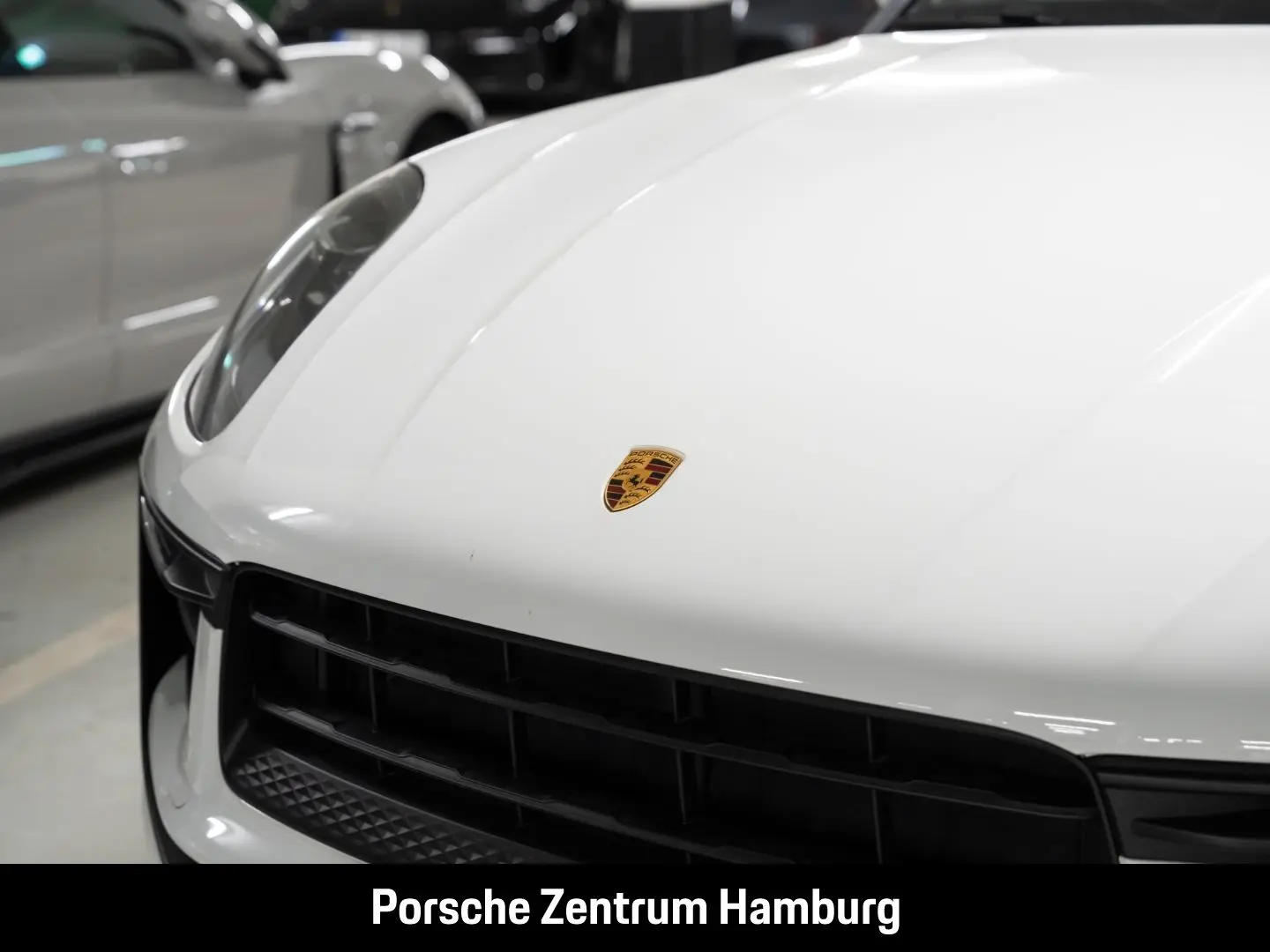 Macan Panoramaglasdach PASM Servolenkung Plus