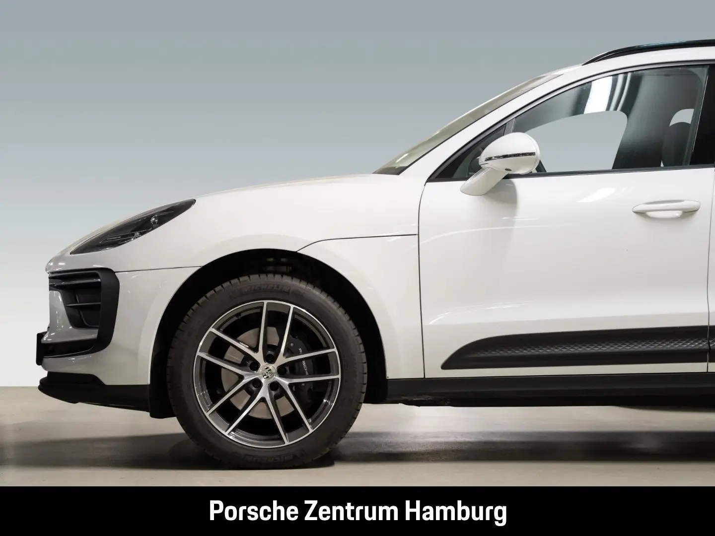 Macan Panoramaglasdach PASM Servolenkung Plus