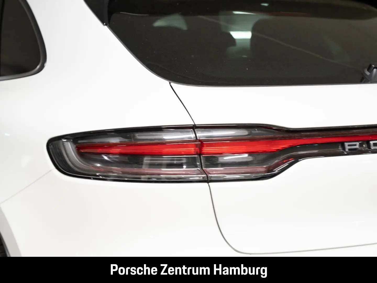 Macan Panoramaglasdach PASM Servolenkung Plus