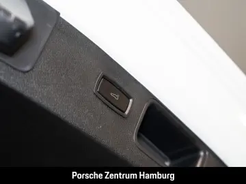 Macan Panoramaglasdach PASM Servolenkung Plus