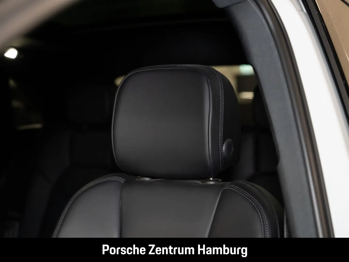 Macan Panoramaglasdach PASM Servolenkung Plus