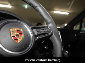 Macan Panoramaglasdach PASM Servolenkung Plus