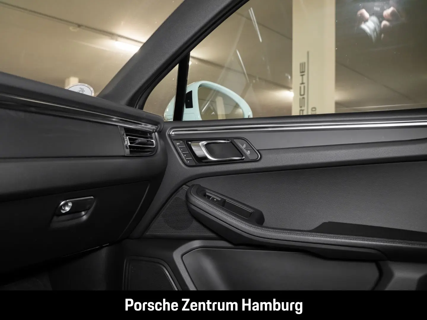 Macan Panoramaglasdach PASM Servolenkung Plus