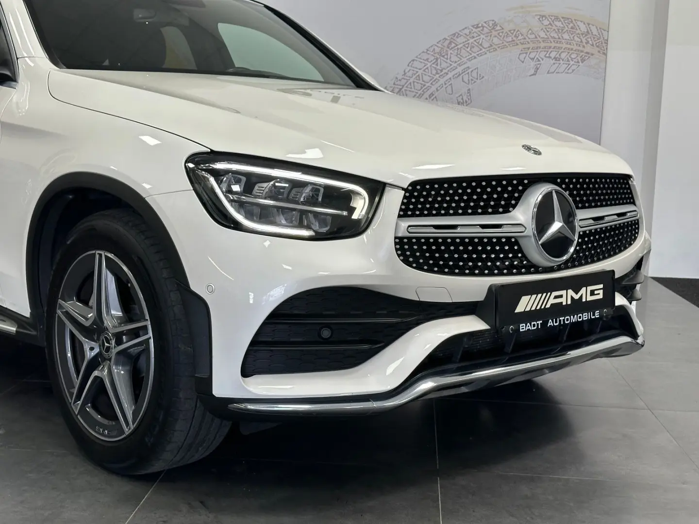 GLC 300 d 4Matic AMG LINE Burmester Kamera DTR