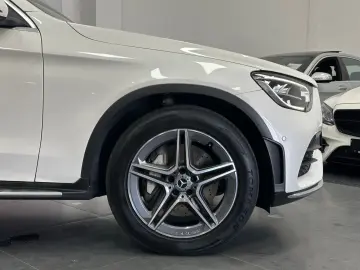 GLC 300 d 4Matic AMG LINE Burmester Kamera DTR