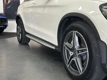 GLC 300 d 4Matic AMG LINE Burmester Kamera DTR