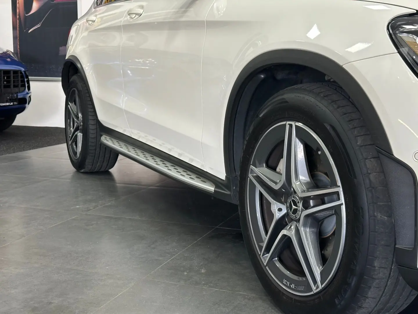 GLC 300 d 4Matic AMG LINE Burmester Kamera DTR