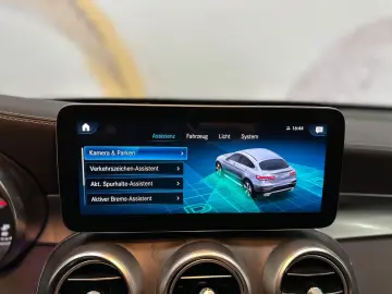 GLC 300 d 4Matic AMG LINE Burmester Kamera DTR