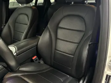 GLC 300 d 4Matic AMG LINE Burmester Kamera DTR