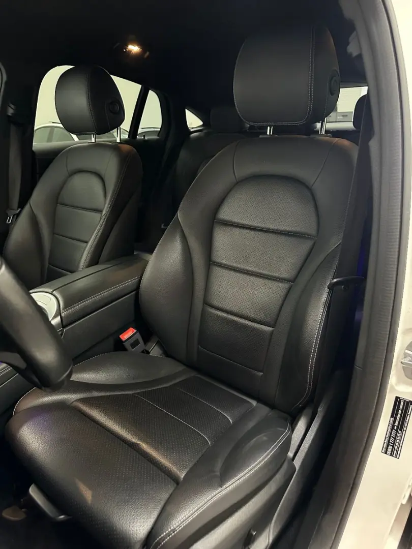 GLC 300 d 4Matic AMG LINE Burmester Kamera DTR