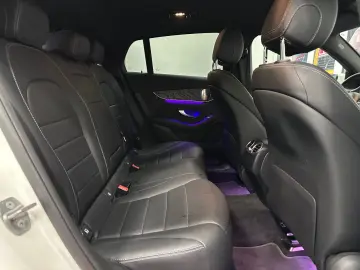 GLC 300 d 4Matic AMG LINE Burmester Kamera DTR