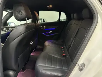 GLC 300 d 4Matic AMG LINE Burmester Kamera DTR