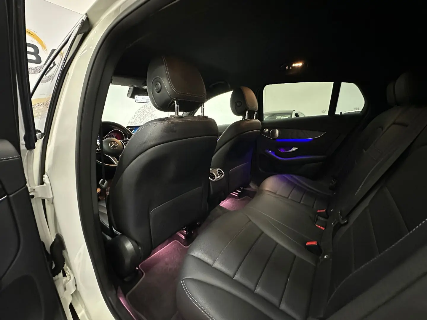 GLC 300 d 4Matic AMG LINE Burmester Kamera DTR