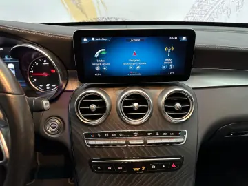 GLC 300 d 4Matic AMG LINE Burmester Kamera DTR