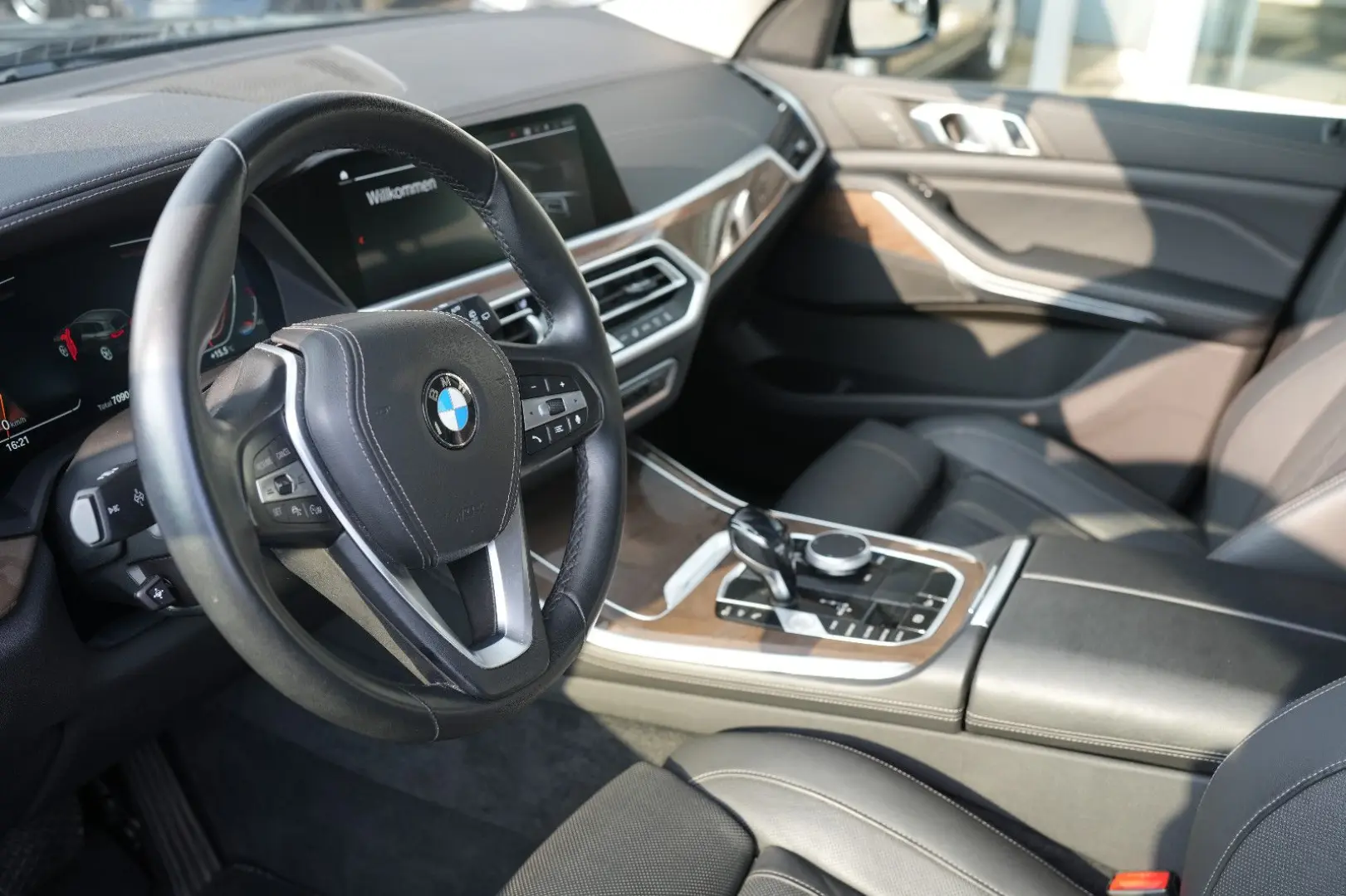 X5 xDrive30d xLine*LEDER*SOFT*360GRAD*LED*NAV*