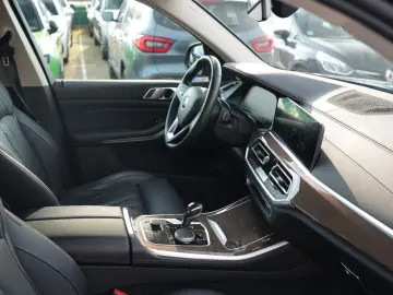 X5 xDrive30d xLine*LEDER*SOFT*360GRAD*LED*NAV*