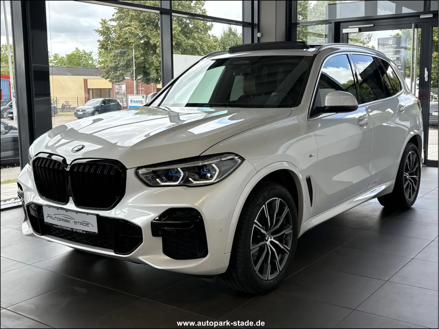 X5 30d M Sport Laser Soft Pano HUD Sthzg. LiveCo