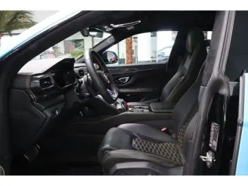 Urus Ceramic,Carbon,B&O Sound,Voll,Garantie06/26