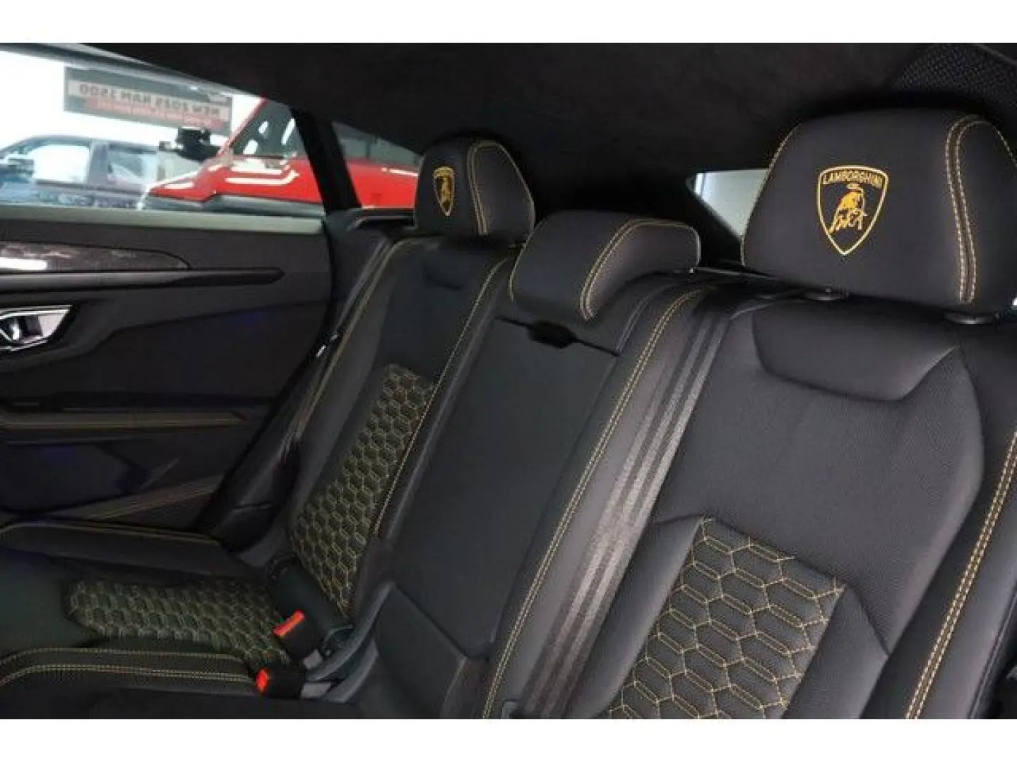 Urus Ceramic,Carbon,B&O Sound,Voll,Garantie06/26