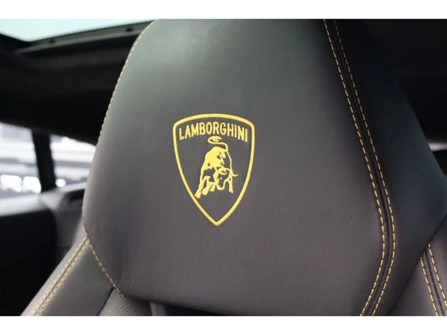 Urus Ceramic,Carbon,B&O Sound,Voll,Garantie06/26