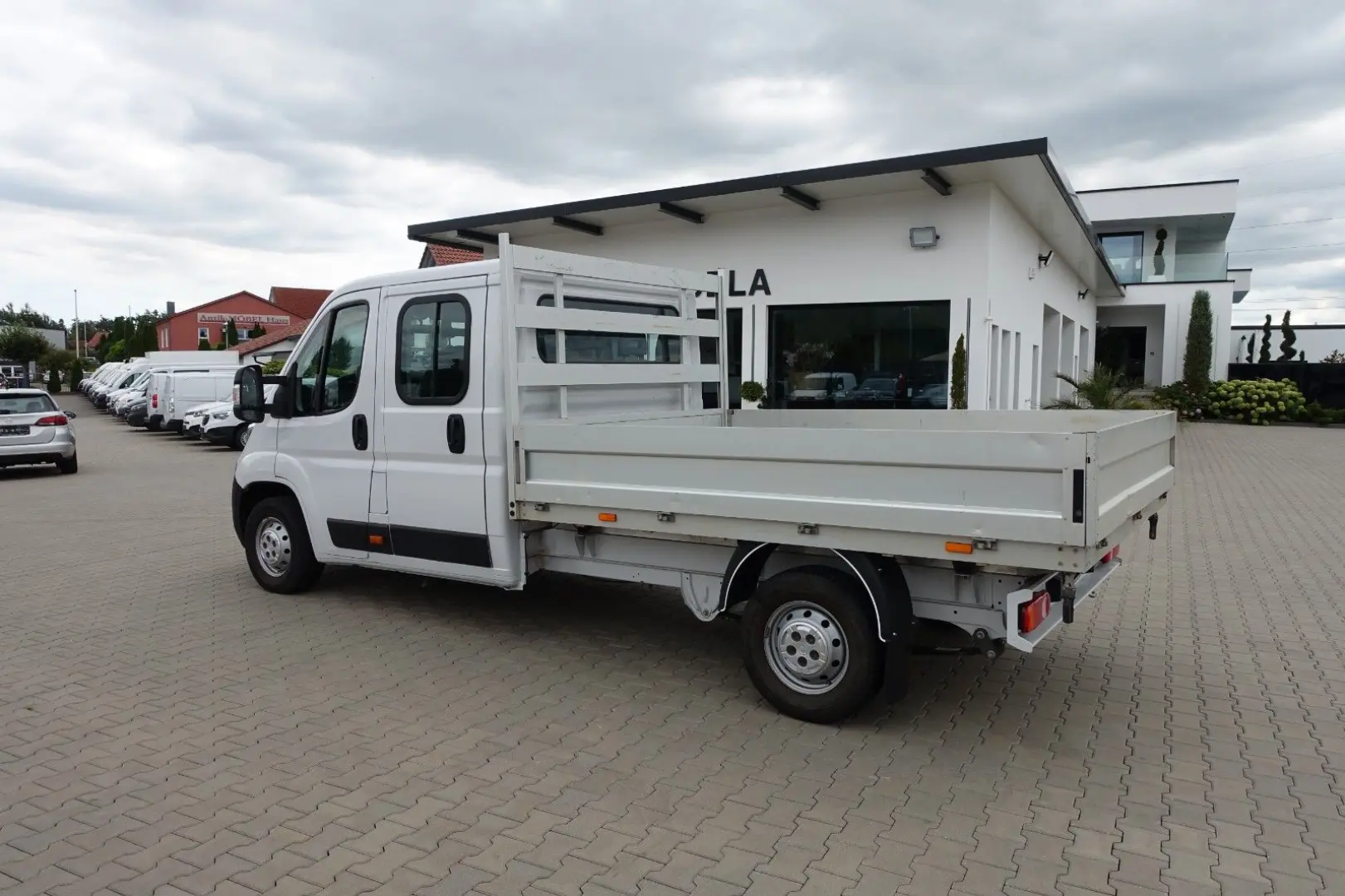 Movano DoKa Pritsche L3