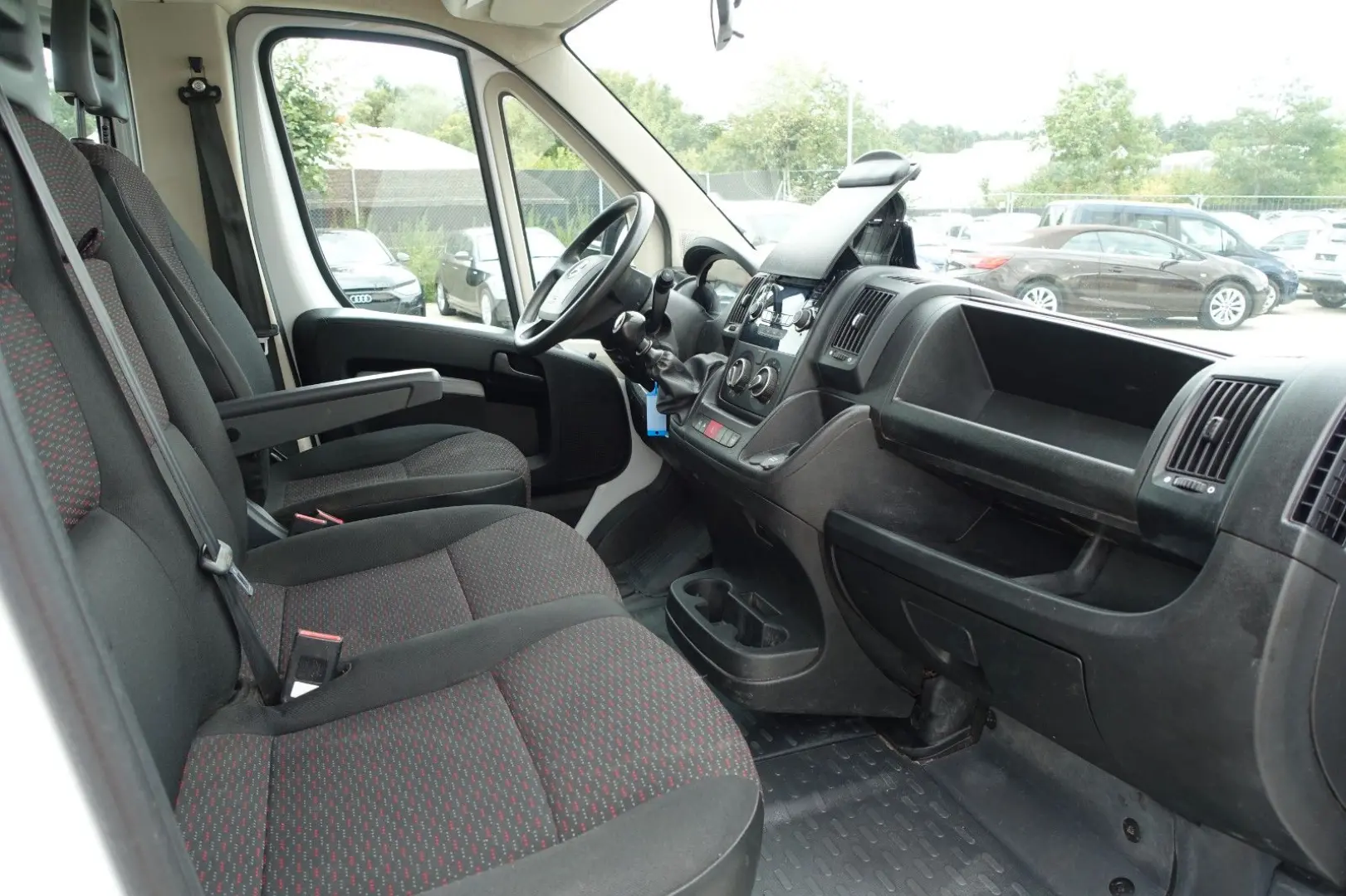 Movano DoKa Pritsche L3