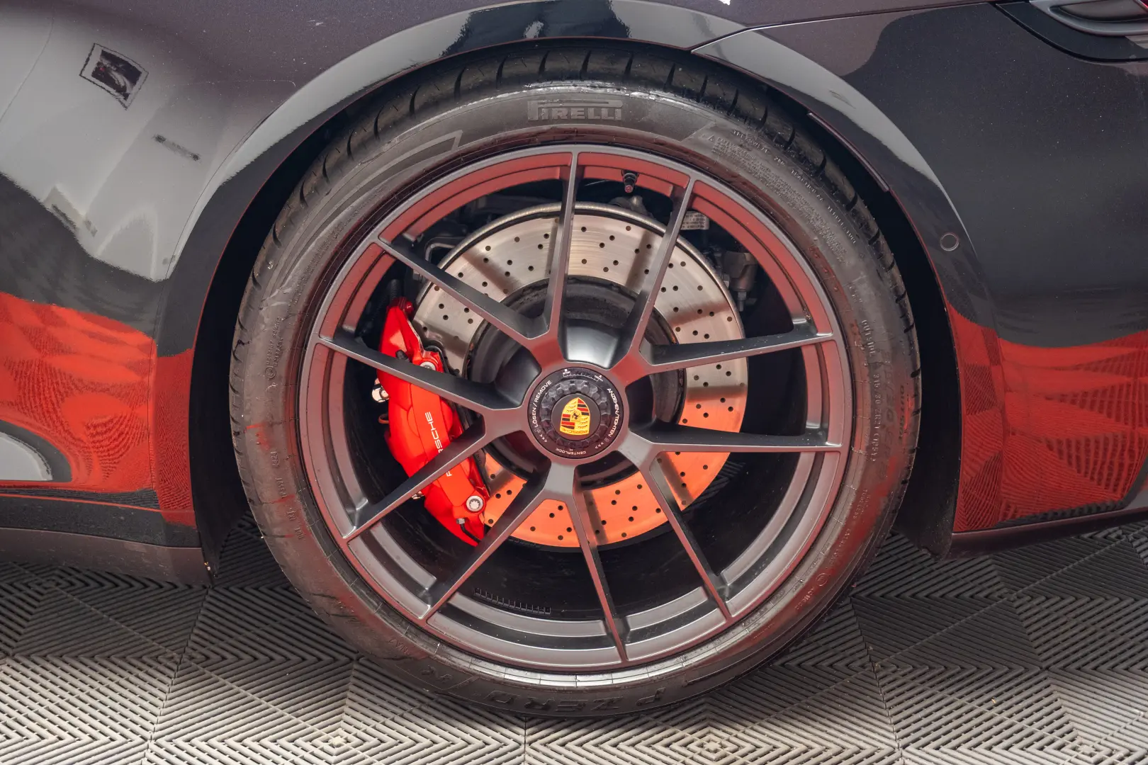 Porsche 992 911 Targa 4 GTS