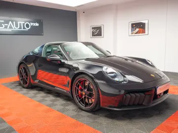 Porsche 992 911 Targa 4 GTS