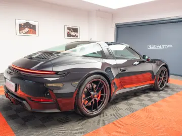 Porsche 992 911 Targa 4 GTS
